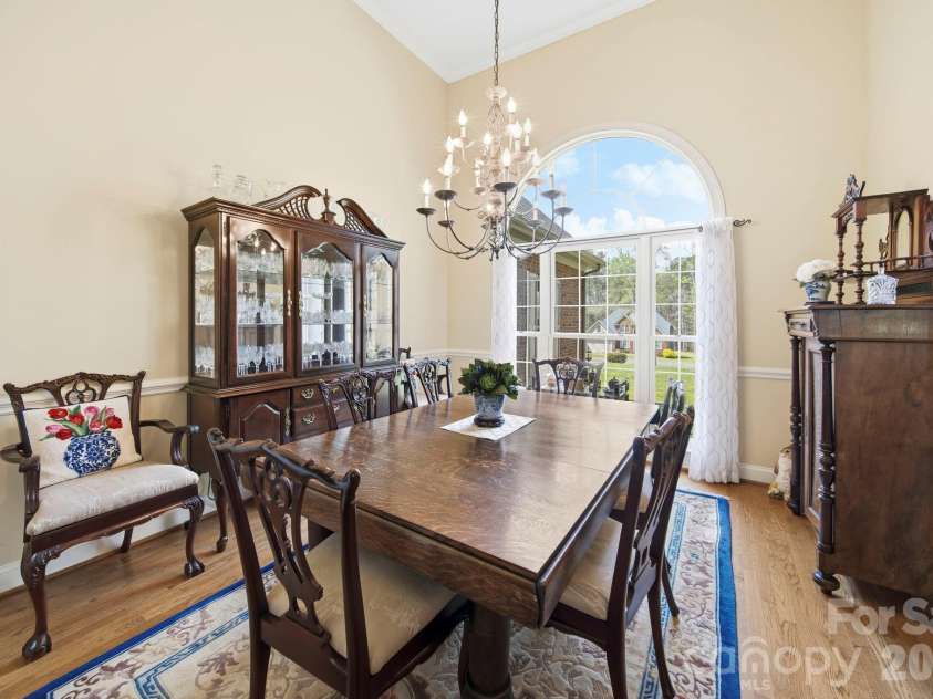 2909 Lakeshore Drive, Chester, SC 29706.  MLS# CAR4367070, YatesRealty ID 14118. 