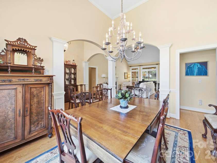 2909 Lakeshore Drive, Chester, SC 29706.  MLS# CAR4367070, YatesRealty ID 14118. 