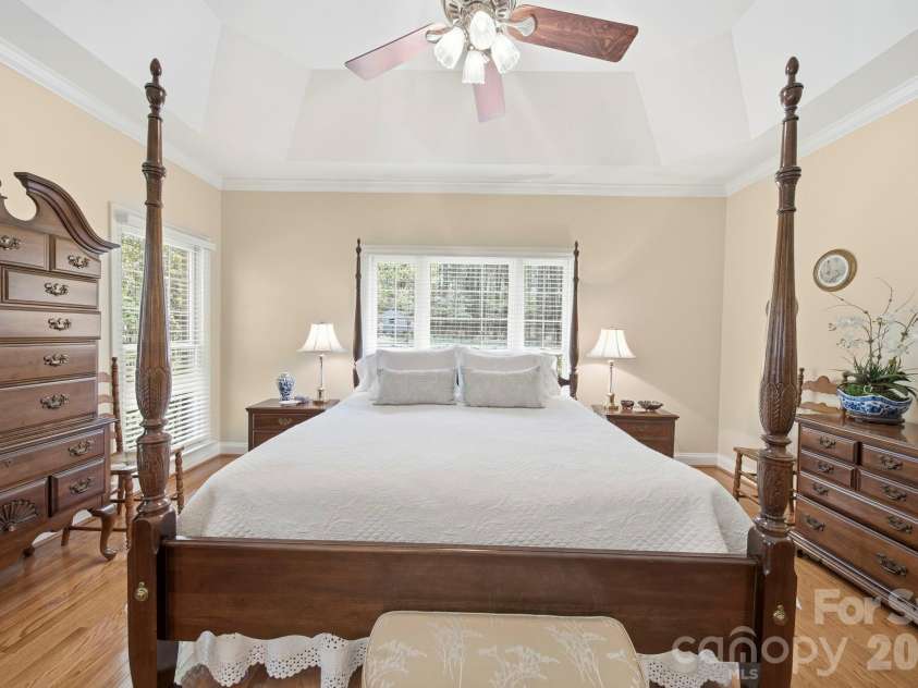 2909 Lakeshore Drive, Chester, SC 29706.  MLS# CAR4367070, YatesRealty ID 14118. 