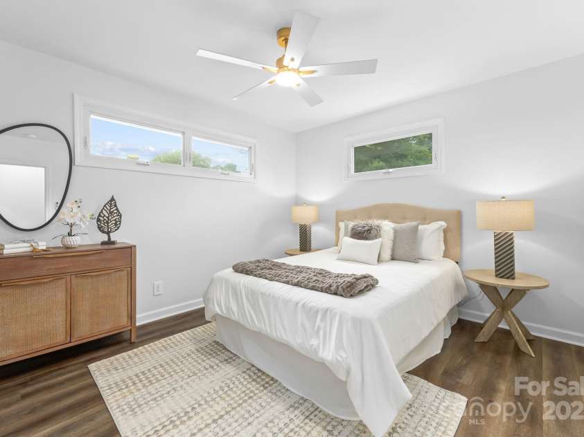 4226 Randolph Road, Charlotte, NC 28211.  MLS# CAR4258784, YatesRealty ID 14119. 