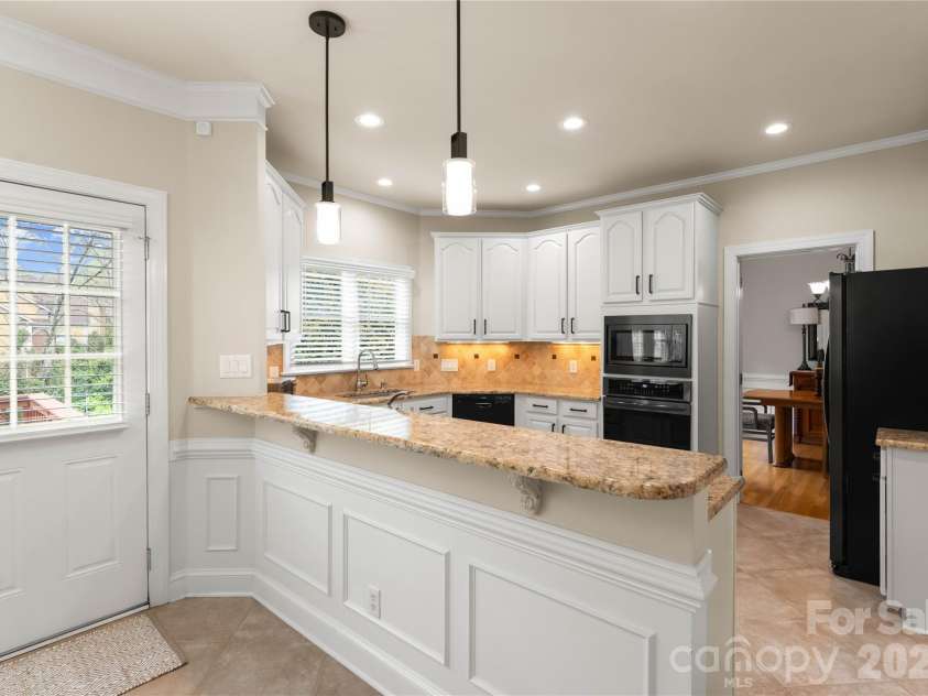 4708 Heatherton Place, Charlotte, NC 28270.  MLS# CAR4363271, YatesRealty ID 14119. 