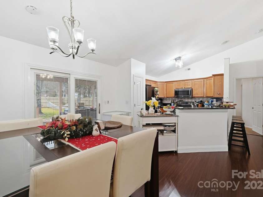 13512 Michael Lynn Road, Charlotte, NC 28278.  MLS# CAR4329599, YatesRealty ID 1412. 