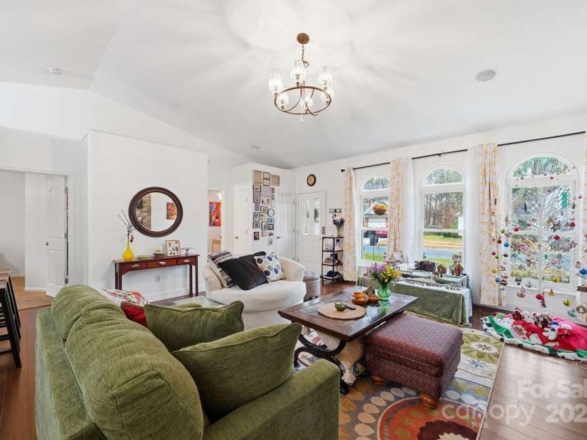 13512 Michael Lynn Road, Charlotte, NC 28278.  MLS# CAR4329599, YatesRealty ID 1412. 