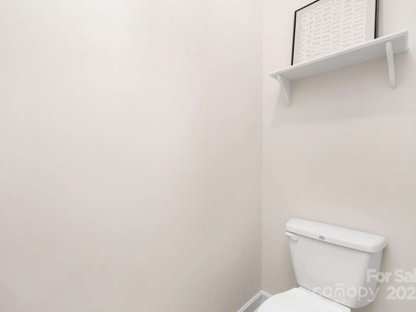 8206 Stourhead Gardens Lane, Waxhaw, NC 28173.  MLS# CAR4250920, YatesRealty ID 14120. 