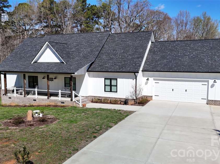 5345 Christopher Road, Iron Station, NC 28080.  MLS# CAR4357522, YatesRealty ID 14122. 