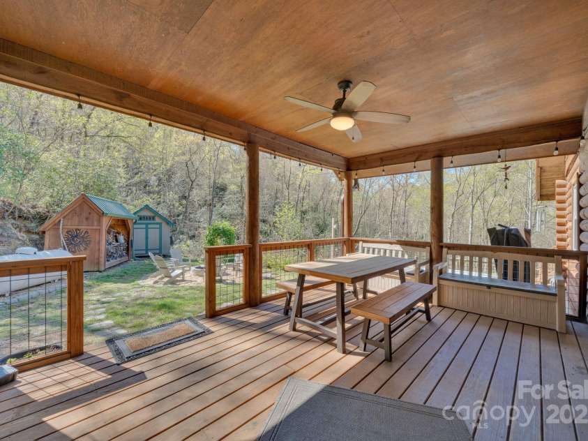 228 Marigold Lane, Hendersonville, NC 28792.  MLS# CAR4248013, YatesRealty ID 14123. 