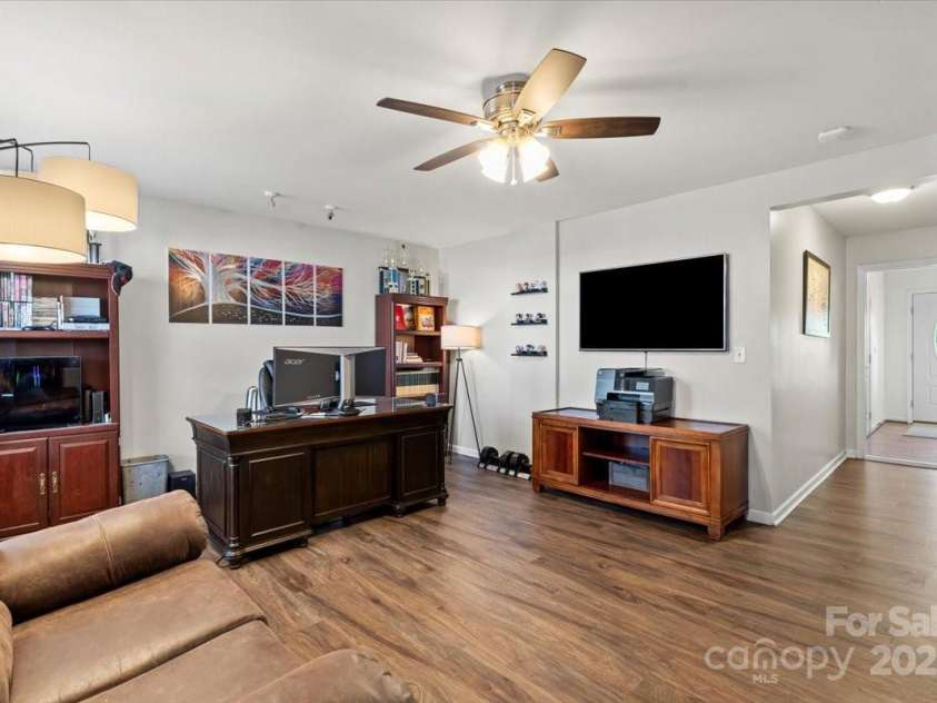 245 Rock Ridge Lane, Mount Holly, NC 28120.  MLS# CAR4255355, YatesRealty ID 14124. 