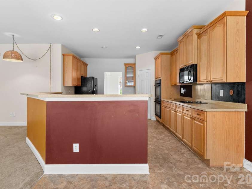 4743 Cascade Avenue, Rock Hill, SC 29732.  MLS# CAR4366756, YatesRealty ID 14124. 