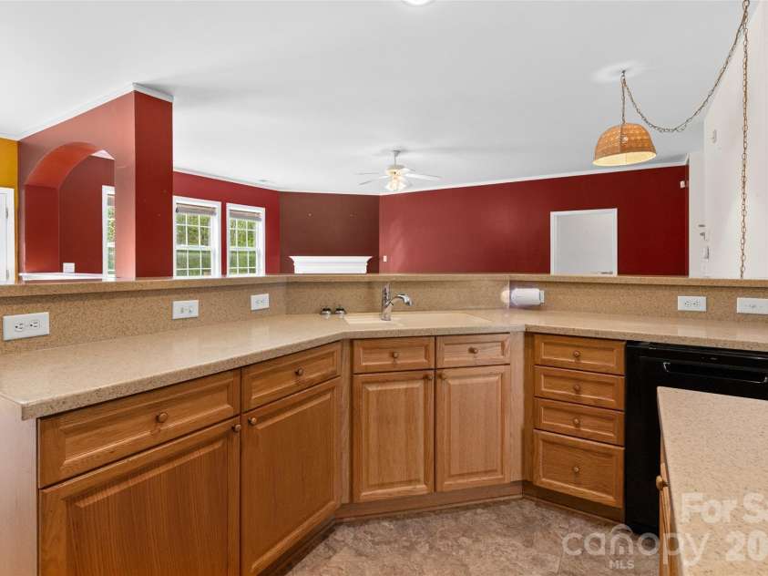 4743 Cascade Avenue, Rock Hill, SC 29732.  MLS# CAR4366756, YatesRealty ID 14124. 
