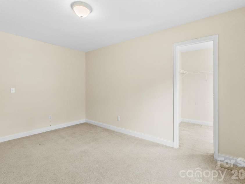 4743 Cascade Avenue, Rock Hill, SC 29732.  MLS# CAR4366756, YatesRealty ID 14124. 