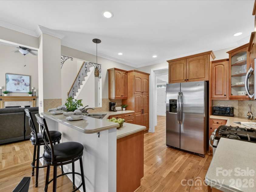 5413 Hudson Road, Lake Wylie, SC 29710.  MLS# CAR4365349, YatesRealty ID 14125. Kitchen w/Solid Surface Counters, and Breakfast Bar