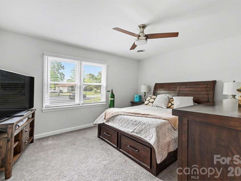 130 Cherokee Lane, Salisbury, NC 28147.  MLS# CAR4334676, YatesRealty ID 14126. 