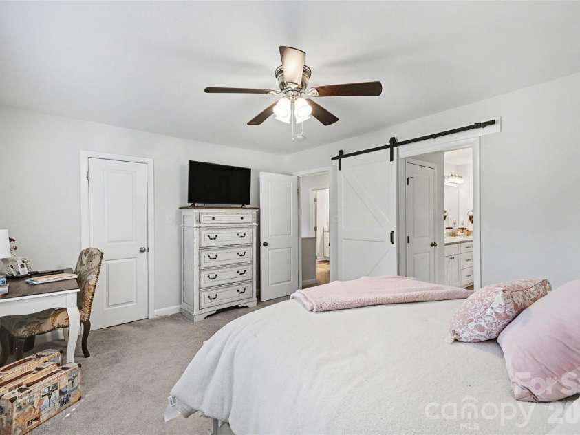 130 Cherokee Lane, Salisbury, NC 28147.  MLS# CAR4334676, YatesRealty ID 14126. 