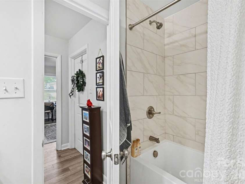 130 Cherokee Lane, Salisbury, NC 28147.  MLS# CAR4334676, YatesRealty ID 14126. 