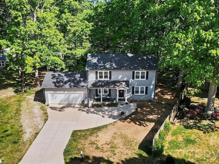 130 Cherokee Lane, Salisbury, NC 28147.  MLS# CAR4334676, YatesRealty ID 14126. 