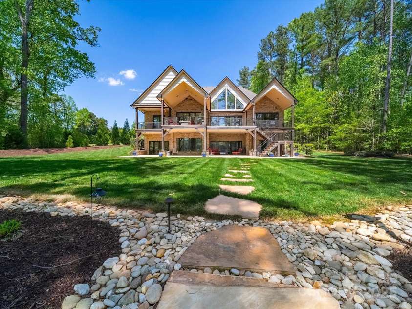 1579 Sunset Pointe Drive, Salisbury, NC 28146.  MLS# CAR4249912, YatesRealty ID 14126. 