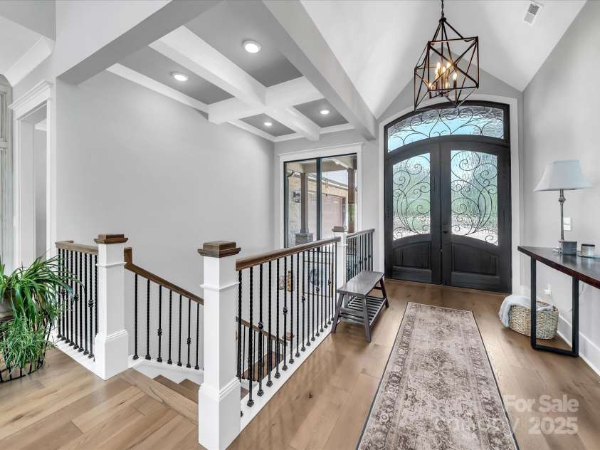 1579 Sunset Pointe Drive, Salisbury, NC 28146.  MLS# CAR4249912, YatesRealty ID 14126. Front Entryway