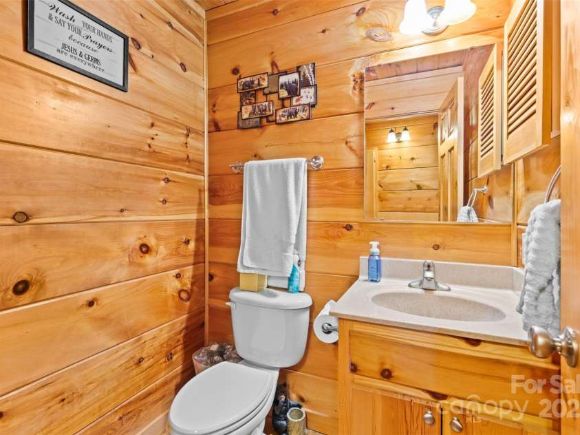 28 Outback Trail, Nebo, NC 28761.  MLS# CAR4249143, YatesRealty ID 14128. 