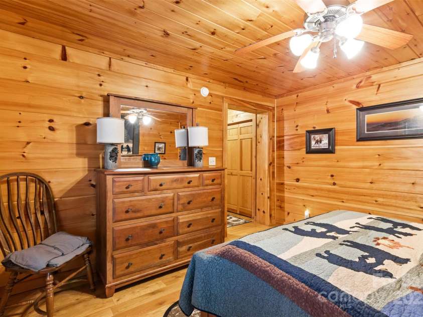 28 Outback Trail, Nebo, NC 28761.  MLS# CAR4249143, YatesRealty ID 14128. 