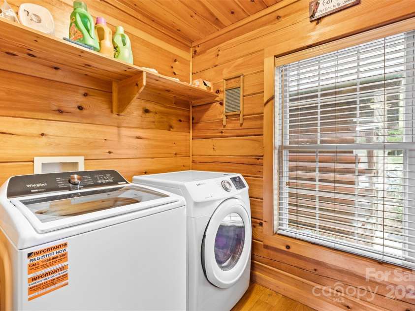 28 Outback Trail, Nebo, NC 28761.  MLS# CAR4249143, YatesRealty ID 14128. 