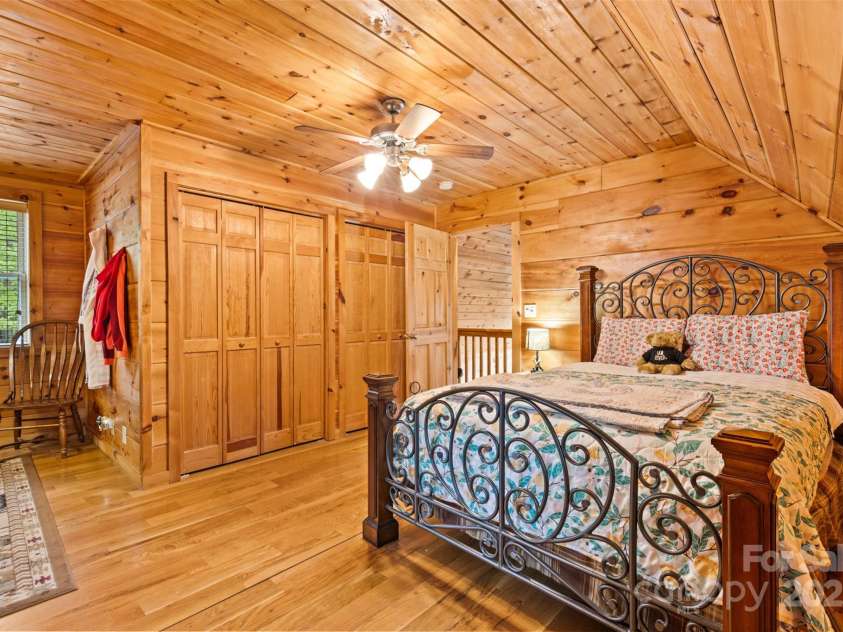 28 Outback Trail, Nebo, NC 28761.  MLS# CAR4249143, YatesRealty ID 14128. 