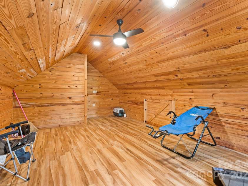 28 Outback Trail, Nebo, NC 28761.  MLS# CAR4249143, YatesRealty ID 14128. 