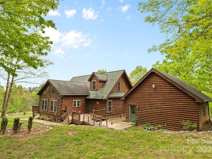 28 Outback Trail, Nebo, NC 28761.  MLS# CAR4249143, YatesRealty ID 14128. 