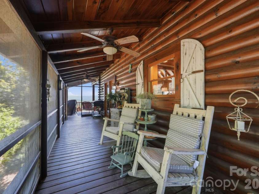 3918 Skyline Drive, Morganton, NC 28655.  MLS# CAR4371181, YatesRealty ID 14128. 