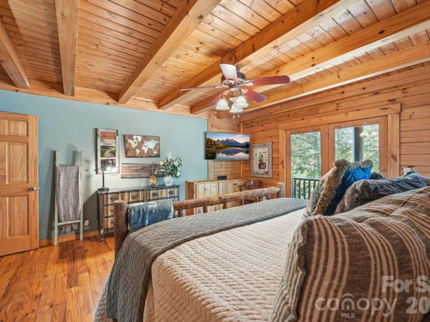 3918 Skyline Drive, Morganton, NC 28655.  MLS# CAR4371181, YatesRealty ID 14128. 