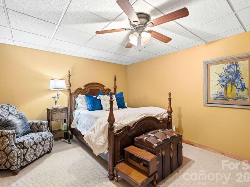 3918 Skyline Drive, Morganton, NC 28655.  MLS# CAR4371181, YatesRealty ID 14128. 