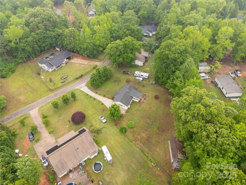 1215 Eastcreek Road, Fort Lawn, SC 29714.  MLS# CAR4249147, YatesRealty ID 14129. 