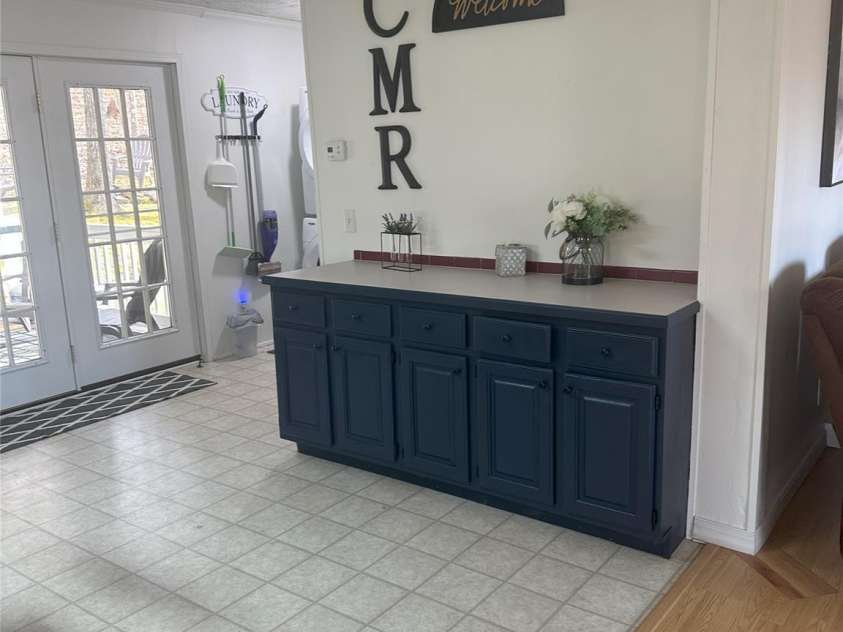 1597 Cleghorn Mill Road, Rutherfordton, NC 28139.  MLS# CAR4213254, YatesRealty ID 1413. Buffet/Drink Bar offers an easier option for serving larger groups.