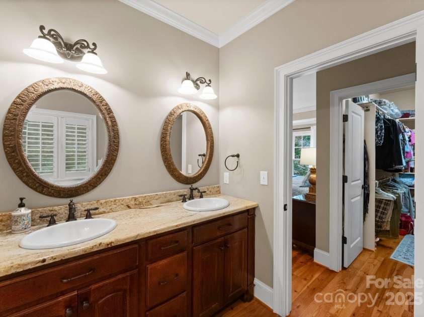 174 Buffalo Creek Drive, Statesville, NC 28677.  MLS# CAR4251372, YatesRealty ID 14130. 