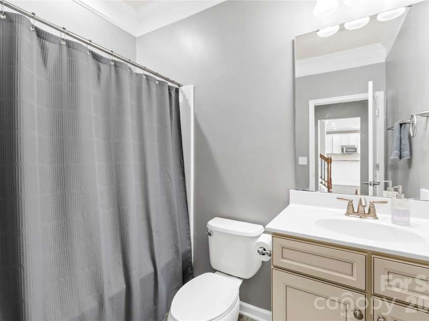 6634 Coral Rose Road, Charlotte, NC 28277.  MLS# CAR4362748, YatesRealty ID 14130. 