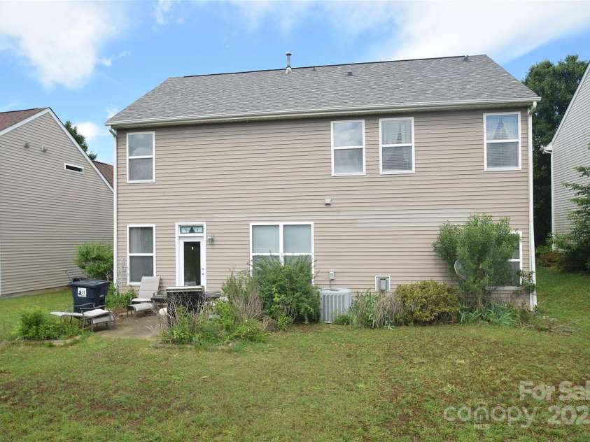 6105 Follow The Trail, Indian Trail, NC 28079.  MLS# CAR4259238, YatesRealty ID 14131. 