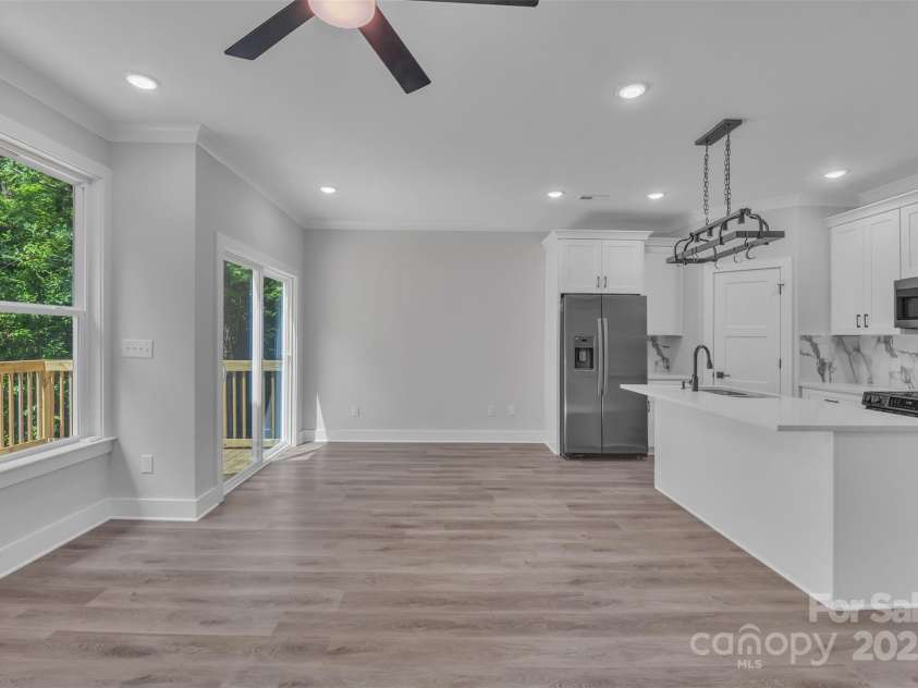 1935 St Mark Street, Charlotte, NC 28216.  MLS# CAR4259355, YatesRealty ID 14132. 