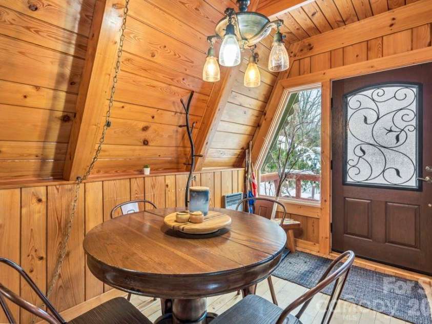 233 Cherry Road, Boone, NC 28607.  MLS# CAR4363942, YatesRealty ID 14132. 