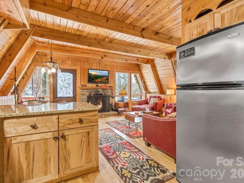 233 Cherry Road, Boone, NC 28607.  MLS# CAR4363942, YatesRealty ID 14132. 