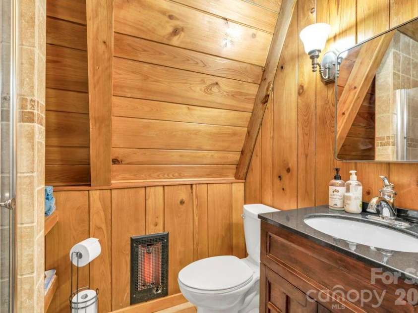 233 Cherry Road, Boone, NC 28607.  MLS# CAR4363942, YatesRealty ID 14132. 