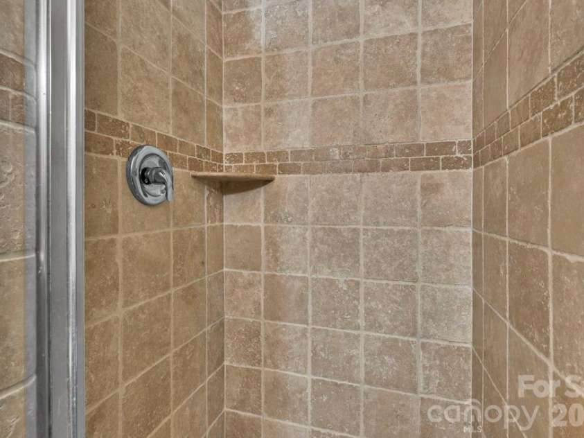 233 Cherry Road, Boone, NC 28607.  MLS# CAR4363942, YatesRealty ID 14132. 