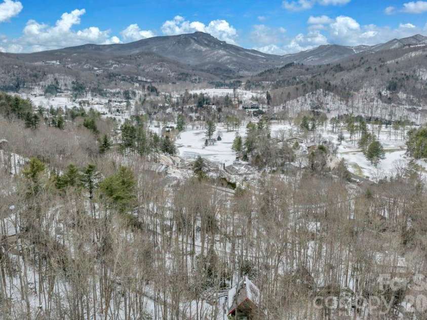 233 Cherry Road, Boone, NC 28607.  MLS# CAR4363942, YatesRealty ID 14132. 
