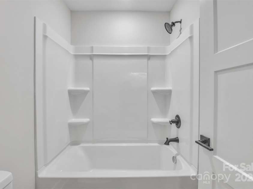 1933 St Mark Street, Charlotte, NC 28216.  MLS# CAR4259353, YatesRealty ID 14133. 