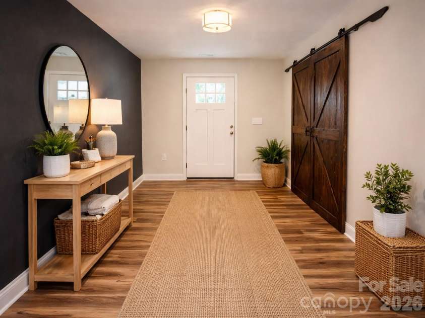 6615 ROCKWELL Boulevard, Charlotte, NC 28269.  MLS# CAR4367291, YatesRealty ID 14133. 