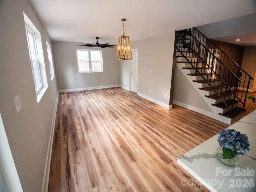 6615 ROCKWELL Boulevard, Charlotte, NC 28269.  MLS# CAR4367291, YatesRealty ID 14133. 