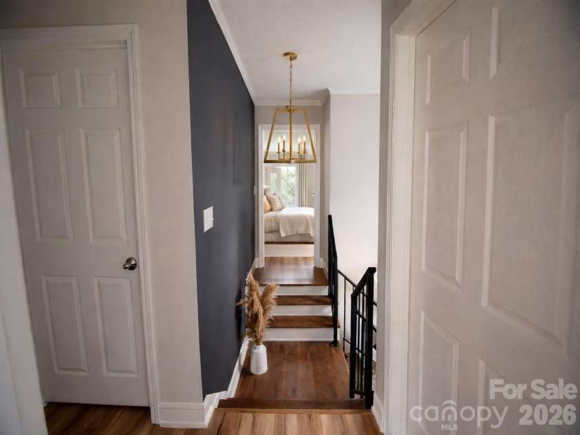 6615 ROCKWELL Boulevard, Charlotte, NC 28269.  MLS# CAR4367291, YatesRealty ID 14133. 