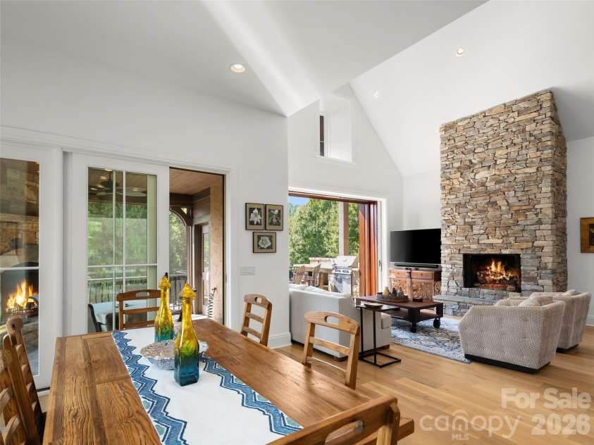4 Windelsham Way, Arden, NC 28704.  MLS# CAR4364537, YatesRealty ID 14134. 
