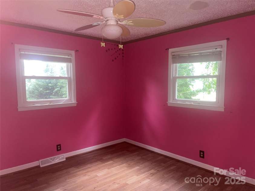 734 Harris Street, Concord, NC 28025.  MLS# CAR4250469, YatesRealty ID 14134. 