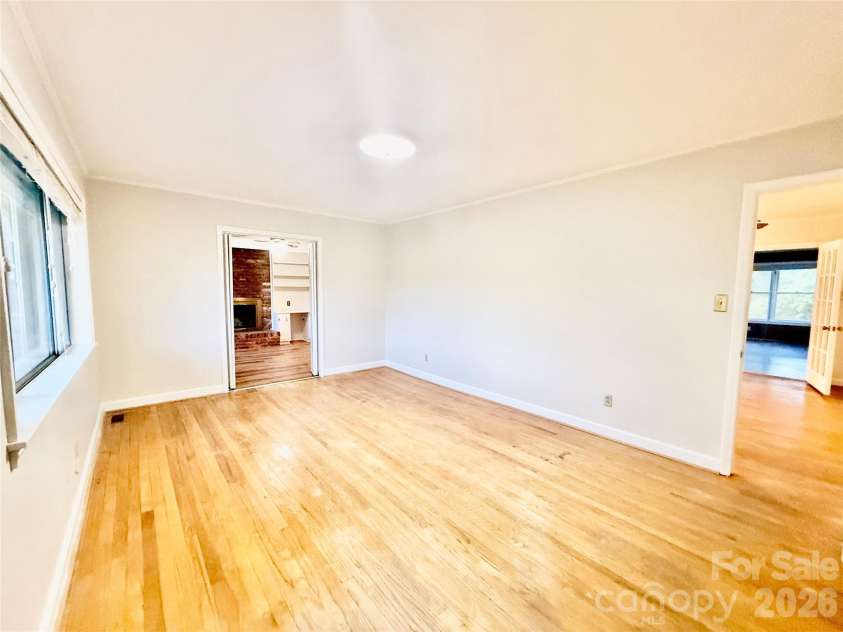 115 Chester Avenue, Great Falls, SC 29055.  MLS# CAR4315415, YatesRealty ID 14135. 