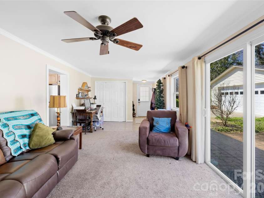 1912 Old West Lane, Gastonia, NC 28052.  MLS# CAR4349351, YatesRealty ID 14137. 