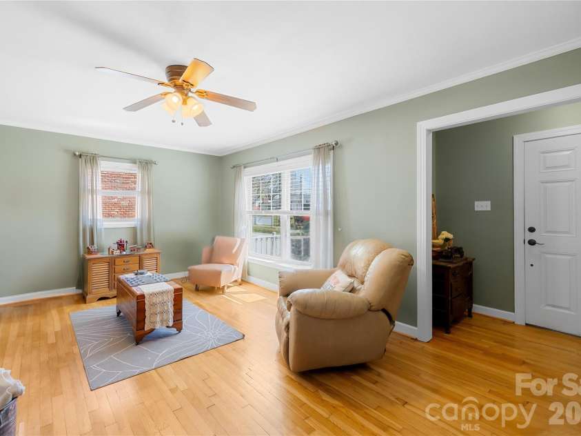 1912 Old West Lane, Gastonia, NC 28052.  MLS# CAR4349351, YatesRealty ID 14137. 